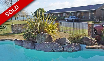 Cedarwood Lakeside Resort, Rotorua